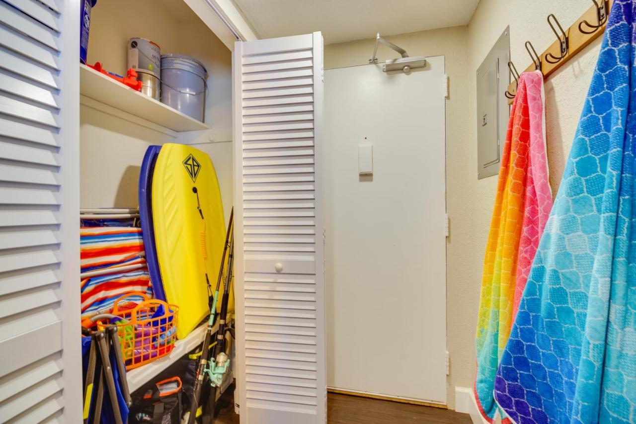 Oceanfront Satellite Beach Condo With Balcony, Views 外观 照片