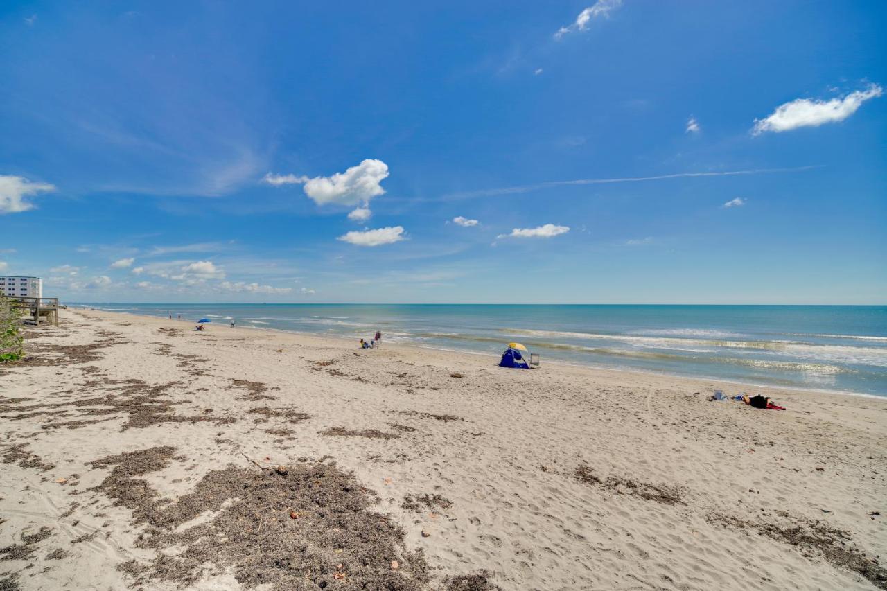 Oceanfront Satellite Beach Condo With Balcony, Views 外观 照片